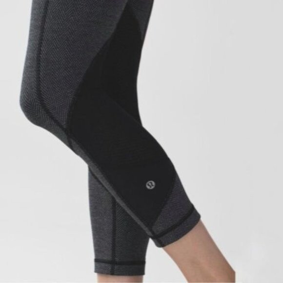 Lululemon Pace Rival Crop 22" Leggings Size 4 Giant Herringbone Heathered Black - Picture 2 of 8